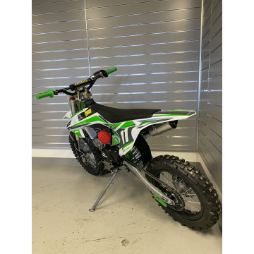 Pitbike Leramotors Shark 125ccm 4T 17"/14" Zelená