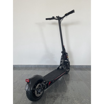 Lera Scooters XS04 Pro 48V Li Černá
