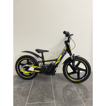 Odrážedlo Leramotors By Apollo RFZ Sedna 16 PRO Žlutá