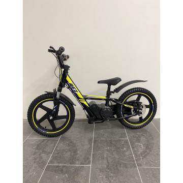 Odrážedlo Leramotors By Apollo RFZ Sedna 16 PRO Žlutá